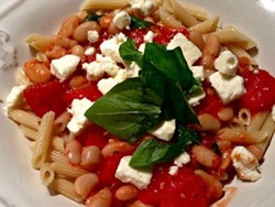 Pasta Greca con Pomodori e Fagioli Bianchi - Ricetta Mediterranea