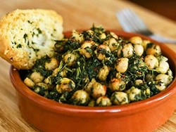 Come Preparare le Espinacas con Garbanzos: Ricetta Autentica e Veloce